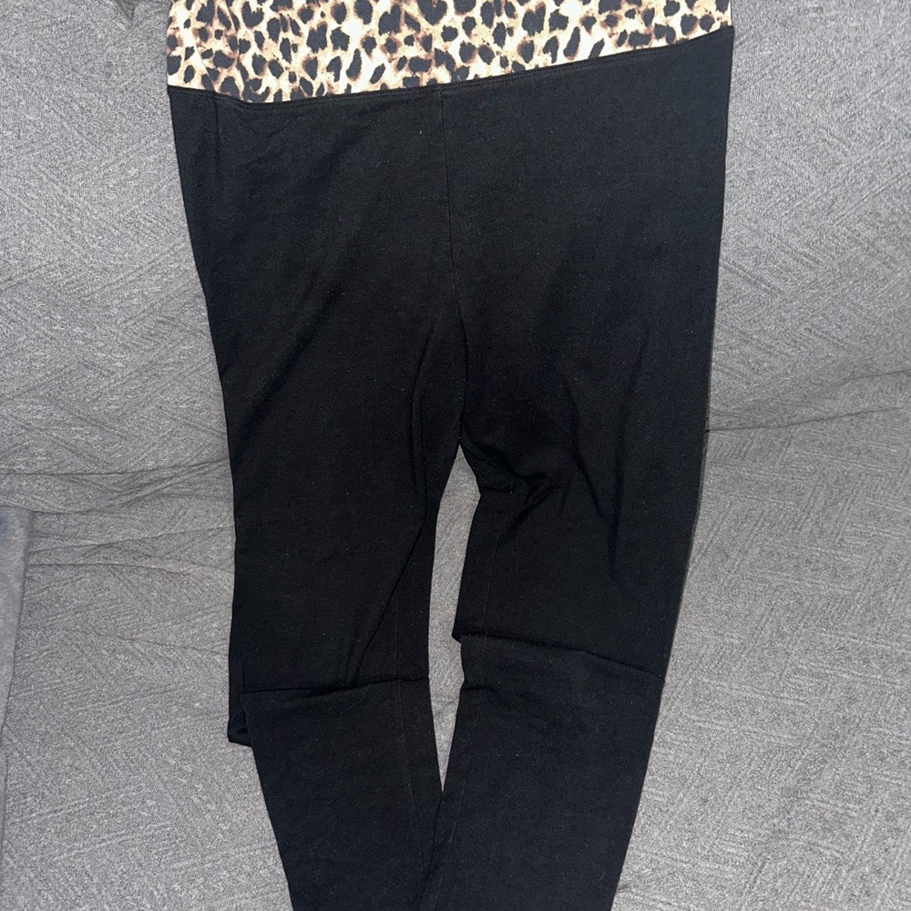 Victoria's Secret Black Leggings with Leopard Waistband